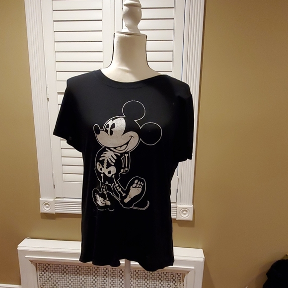 Disney Tops - Disney Halloween Mickey mouse ss tee shirt top